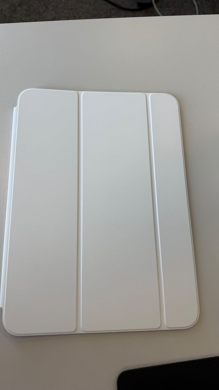 Apple Covers & Borse: Apple Smart Folio White – Usato da Effretikon venduto da i0wnex_99 2