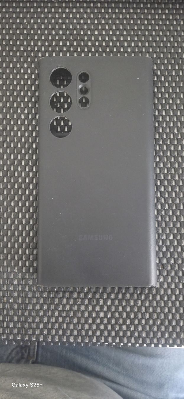 Samsung Cover & Protezioni schermo: Coque S24 samsung – Usato da La Croix-de-Rozon venduto da mok_6jc9 1