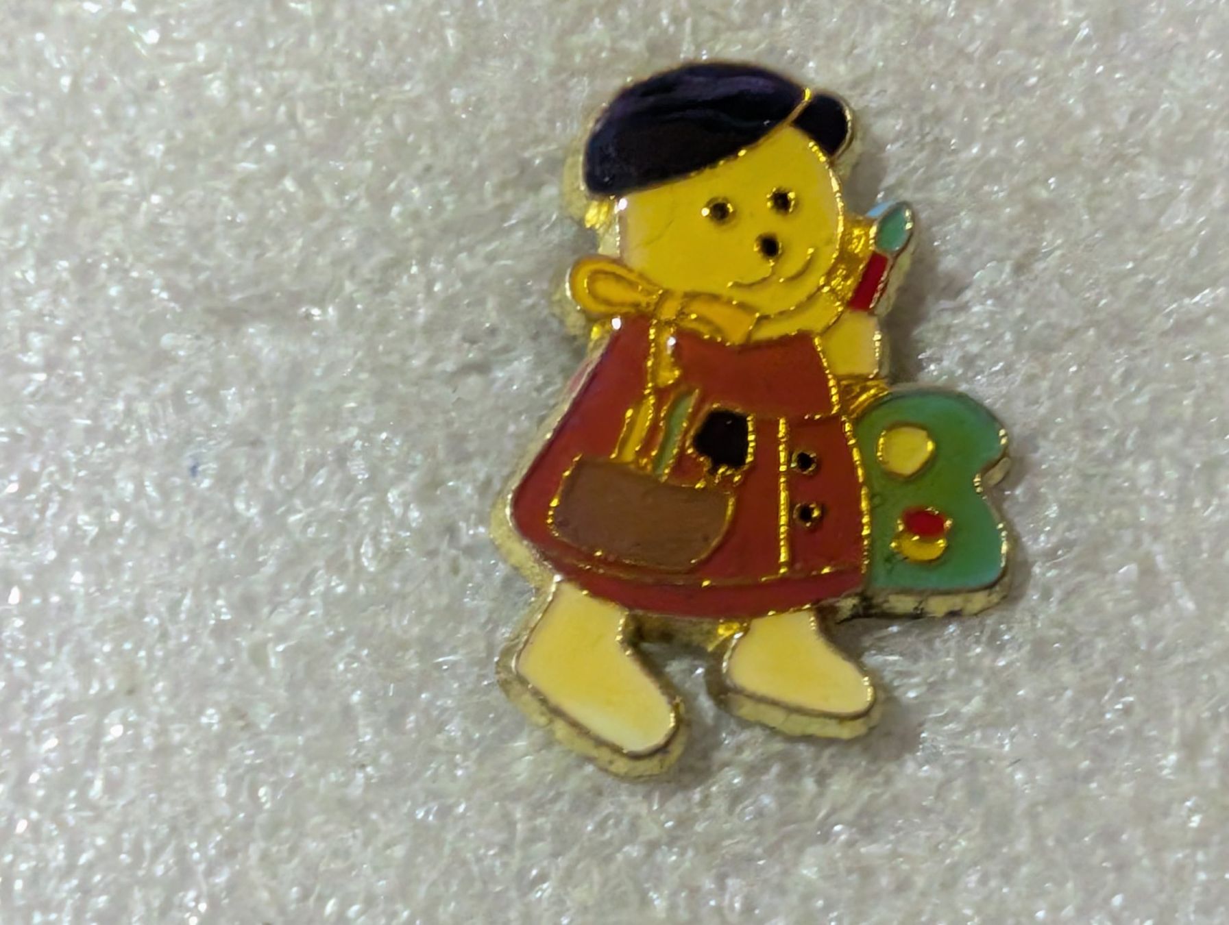 Placchette & Badge: Ansteckpin 104: Figur – Usato da Oppligen venduto da Pin-Fall-Shop