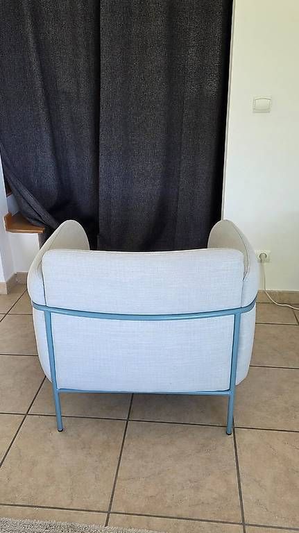 La Redoute Poltrone: Fauteuil tissu gris perle et structure métal – Usato da Genève venduto da cel_9ypg 2