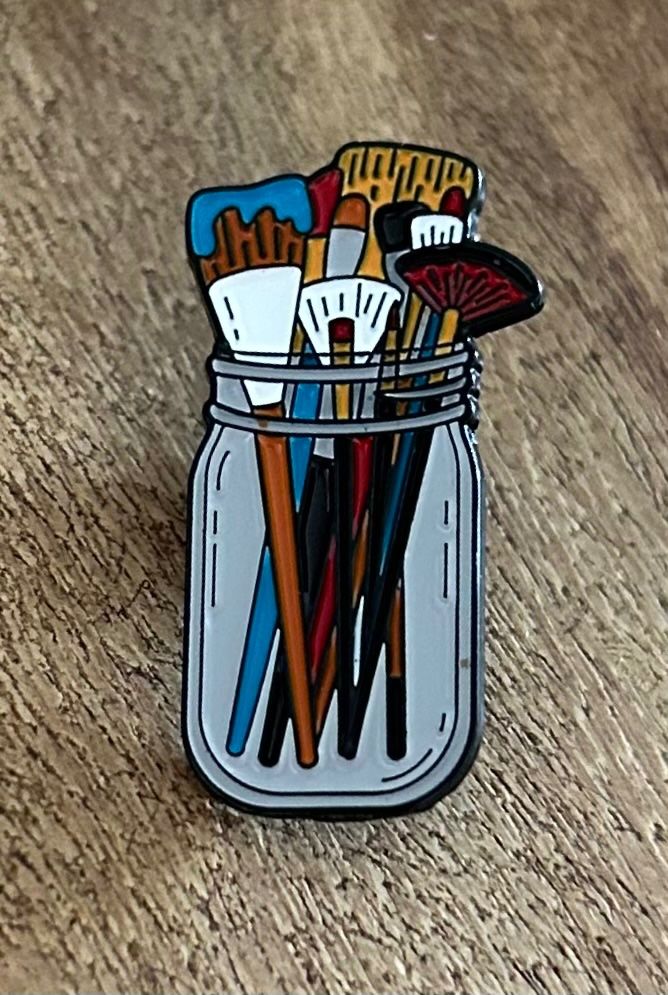 Placchette & Badge: Pin Pinsel – Nuovo e nell'imballaggio originale da Geneve venduto da vane267