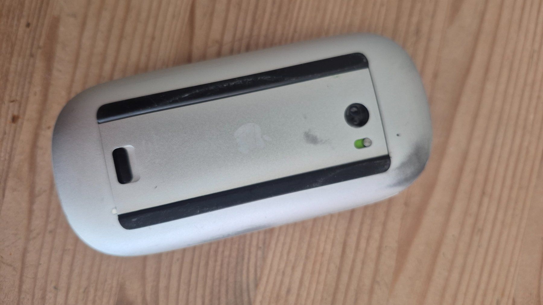 Apple Mouse: APPLE Magic Mouse Model A1296 inkl. 2 AA-Batterien – Usato da Muttenz venduto da Marti77_bs 2