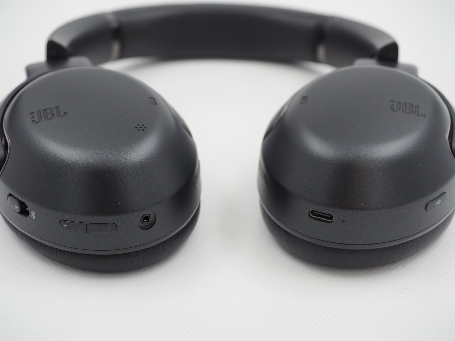 JBL Cuffie: JBL Tour One M2 Bluetooth Kopfhörer (26080702) – Usato da Zürich venduto da fundsachenverkauf 2