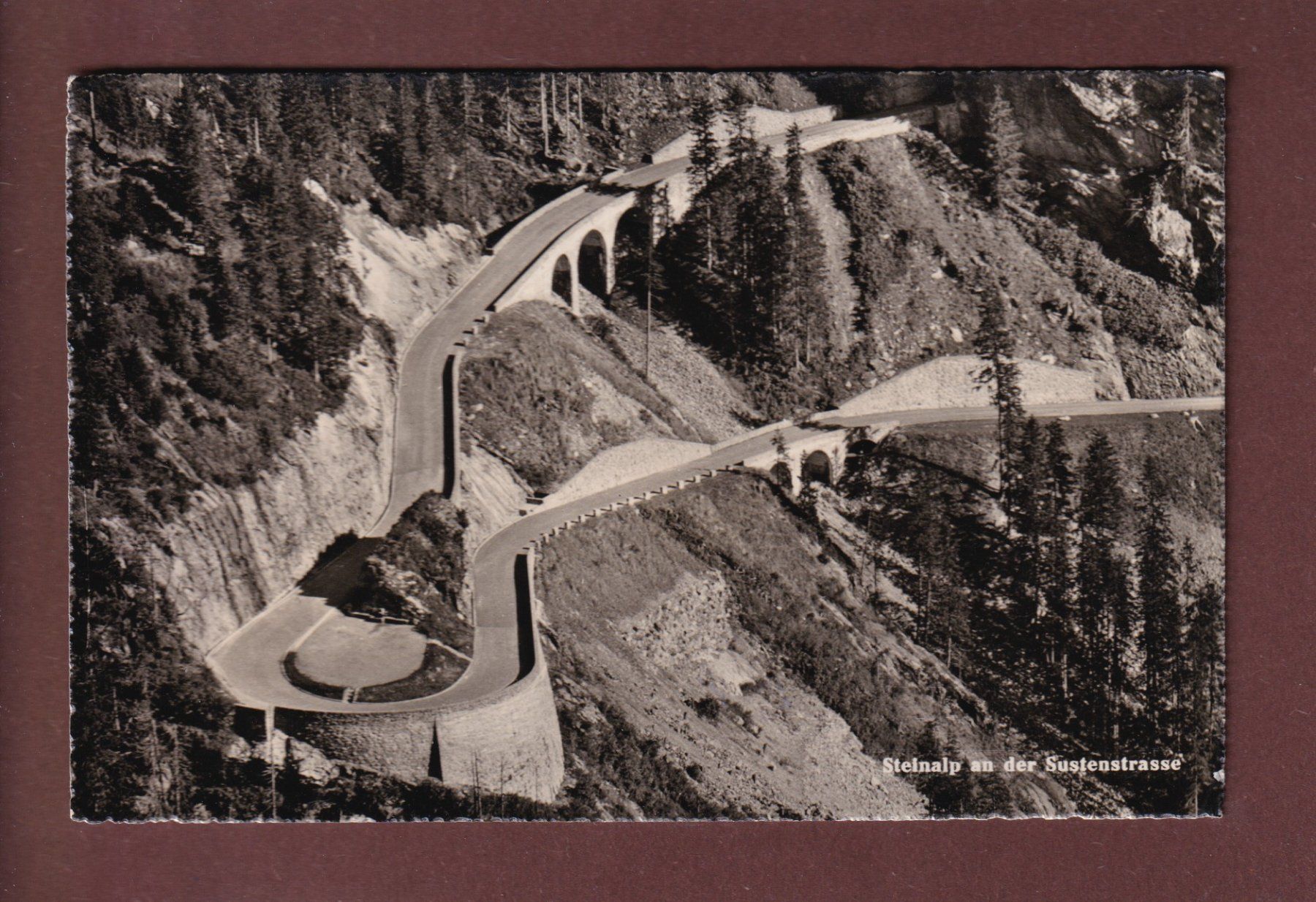 Cartoline postali: STEINALP an der Sustenstrasse - 1949 – Usato da Pully venduto da nicecards