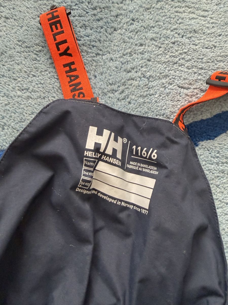 Roxy Kleiderpakete & -sets: Ensemble de ski Roxy+Helly Hansen fille, taille 6 ans – Gebraucht aus Vevey von dariodantonio 7