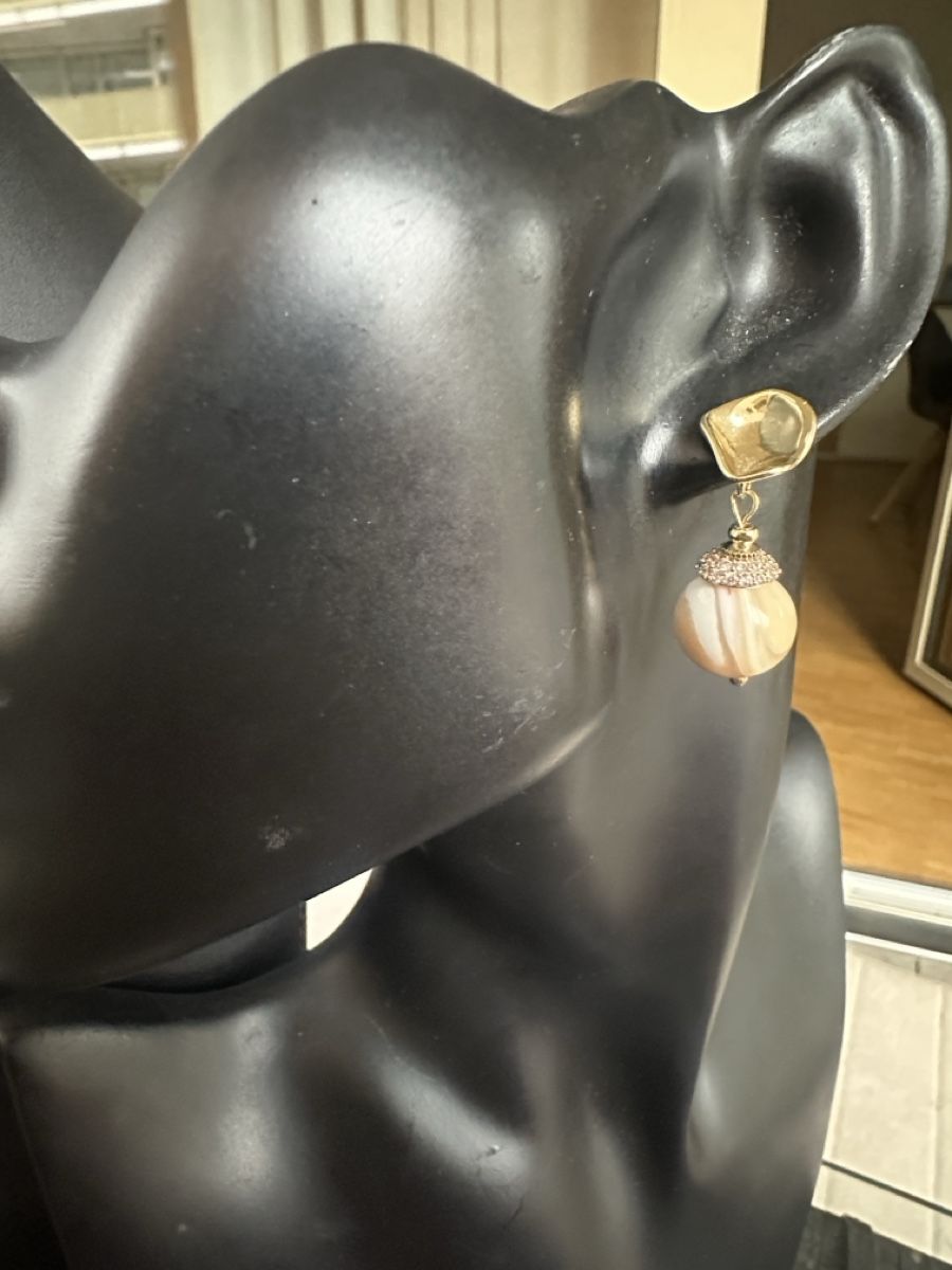 Boucles d'oreille: Ohrstecker mit echten Perlmutt Perlen HANDARBEIT  – Neuf avec emballage d'origine à Kriens par Hortensie6 1