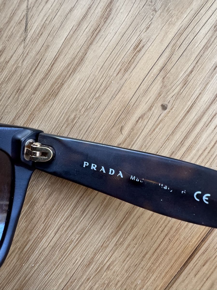 Prada Occhiali & Lenti: PRADA Sonnenbrille Damen – Usato da Zürich venduto da milenaxx 4
