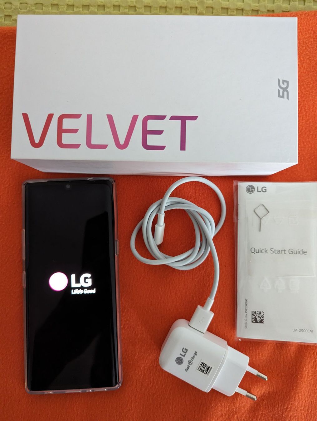 LG Handys / Smartphones: LG Velvet LM-G900EM – Gebraucht aus Oberried Brienz von