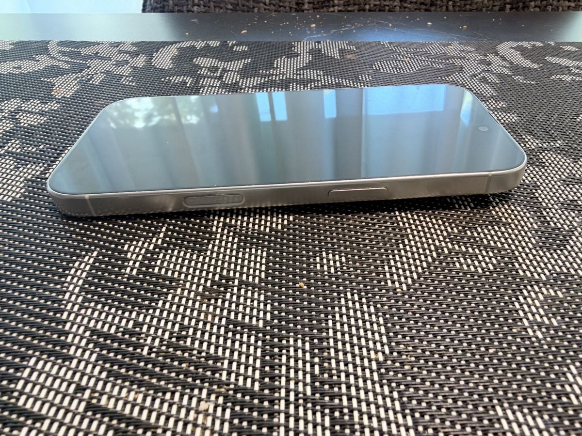 Apple Handys / Smartphones: Iphone 16 Pro, 128GB – Gebraucht aus Zollikofen von profi19 1