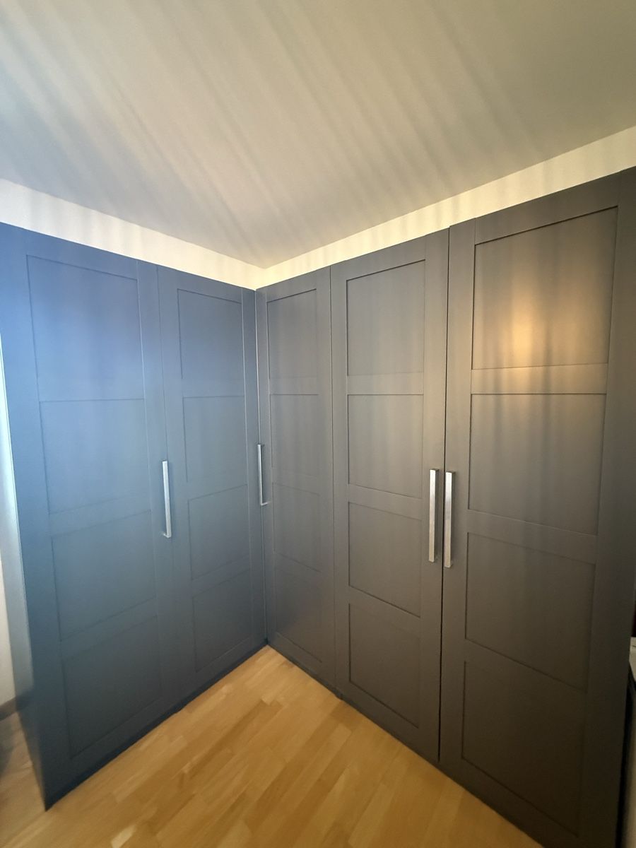 Armoires: PAX Eckschrank anthrazit – D'occasion à Baden par leo_wht9