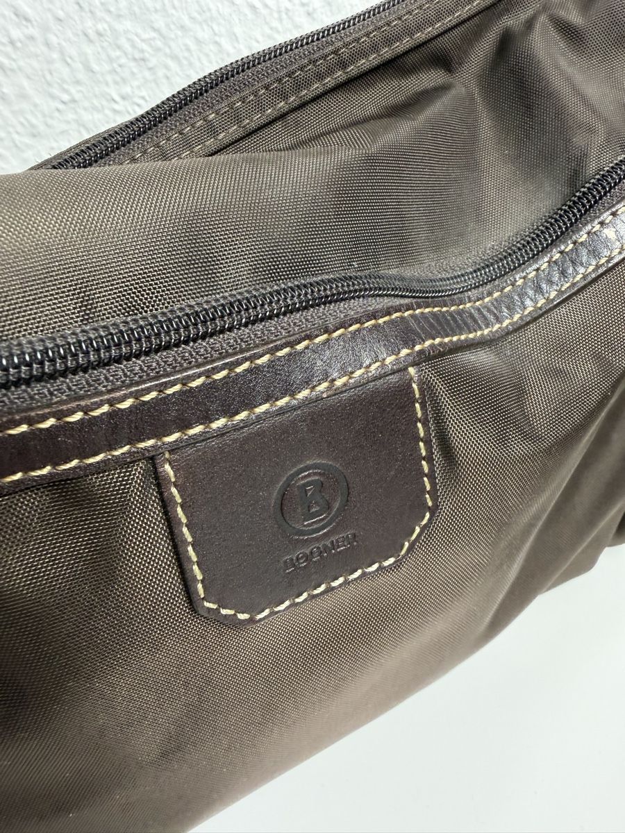 Bogner Borse da donna: Vintage Bogner Brown Nylon Shoulder Bag  – Usato da Knonau venduto da Grapesvintage 3