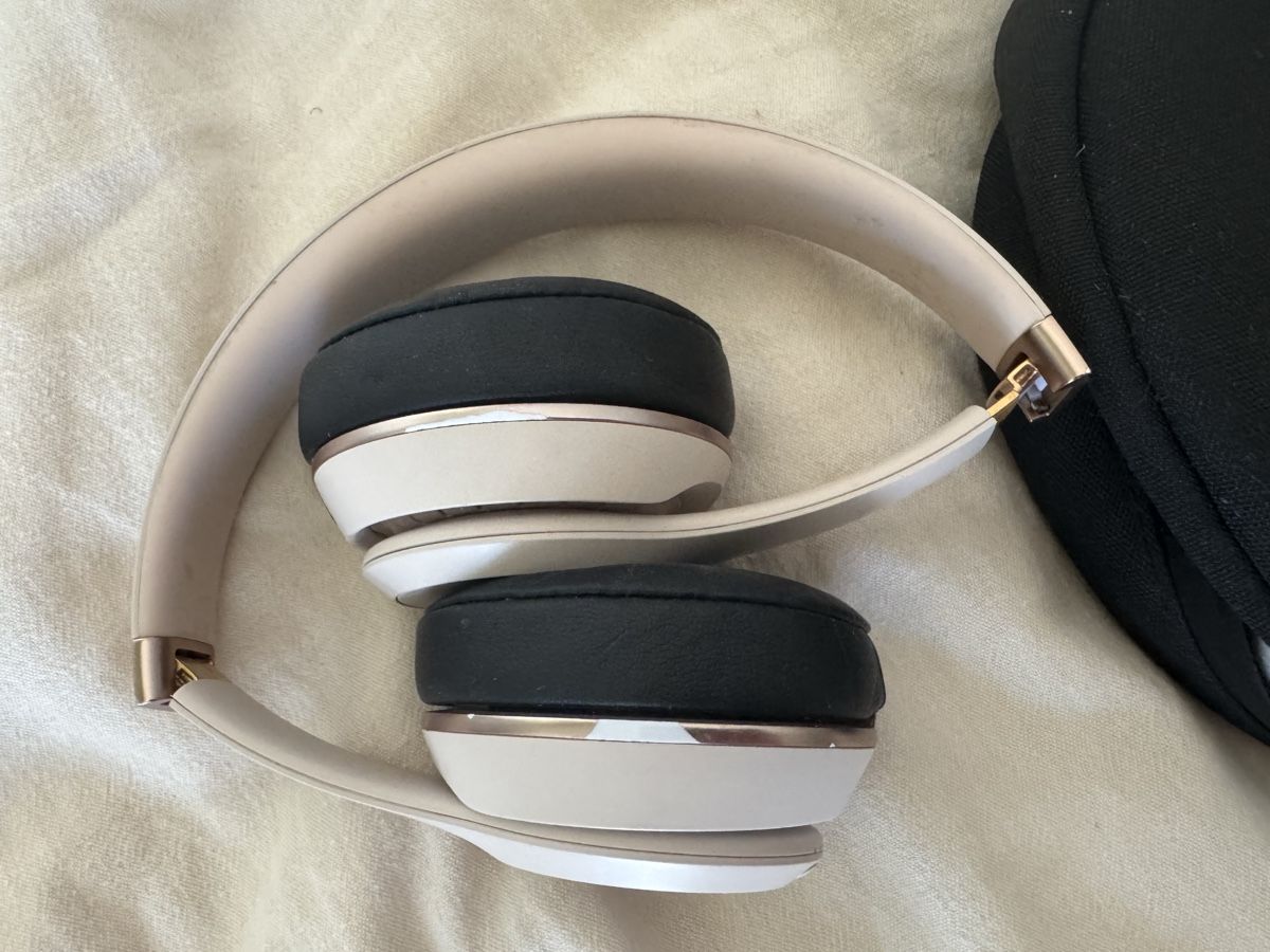 Beats Kopfhörer: Beats solo 3 – Gebraucht aus Zufikon von joelle111 2