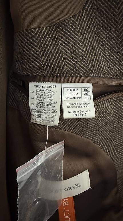 Cappotti: Cappotto Soft Gray Taglia 50 – Usato da Canobbio venduto da nb0003 2