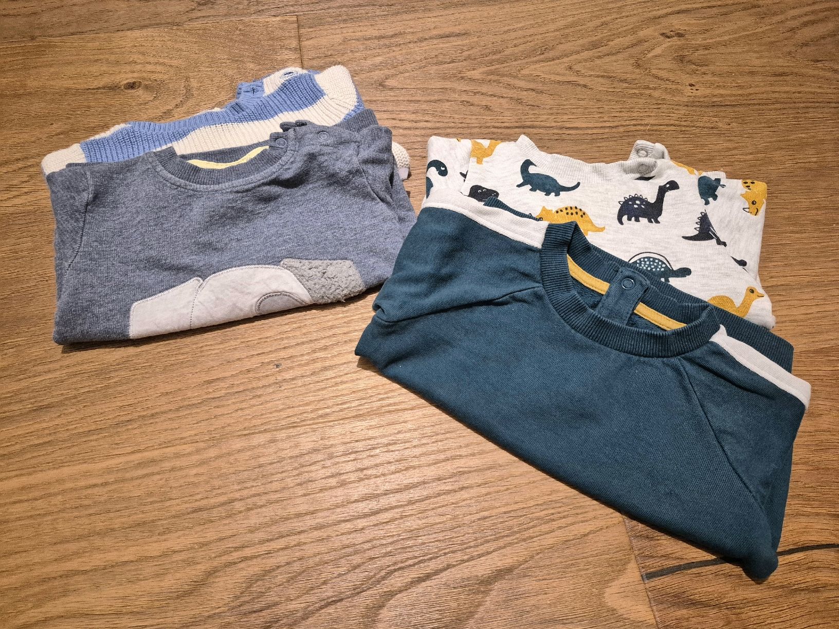 C&A Pulls et sweat-shirts: Pullover Grösse 74 – D'occasion à Münsingen par Why88