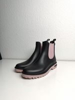 Black Chelsea Rain Verbenas Boots with Pink Sole Size 38 