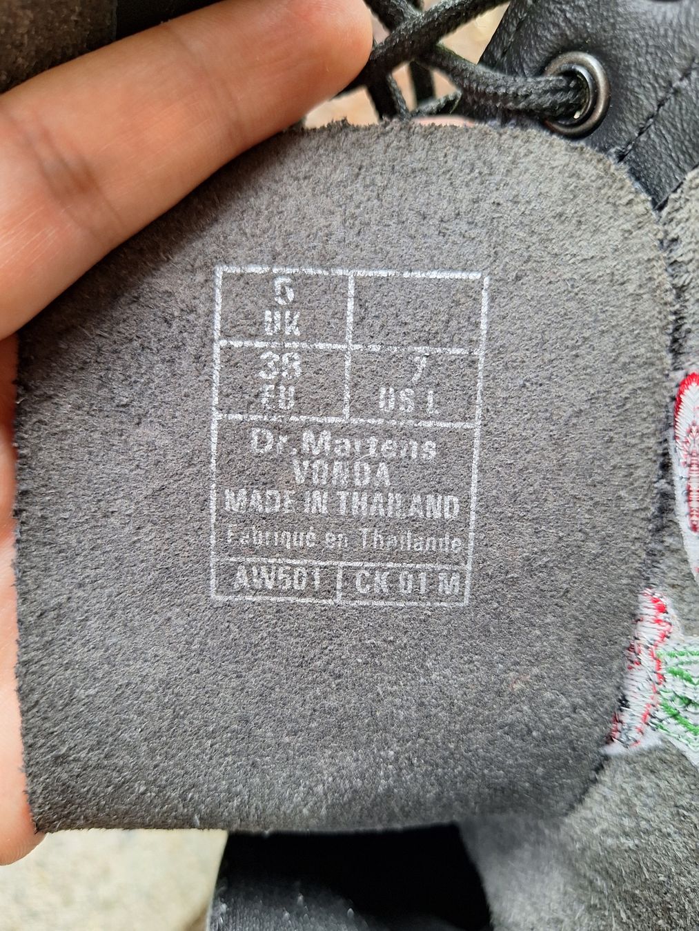 Dr. Martens Chaussures femmes: Dr Martens Stiefel – D'occasion à Teufenthal AG par boebe071 9