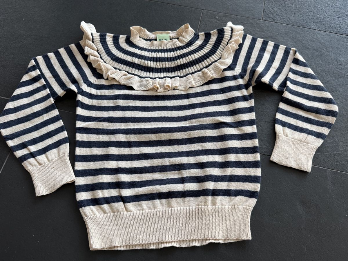 Maglioni & Felpe: FUB Pullover Gr. 116 Top Zustand  – Usato da Rorschacherberg venduto da Merinokatze 1