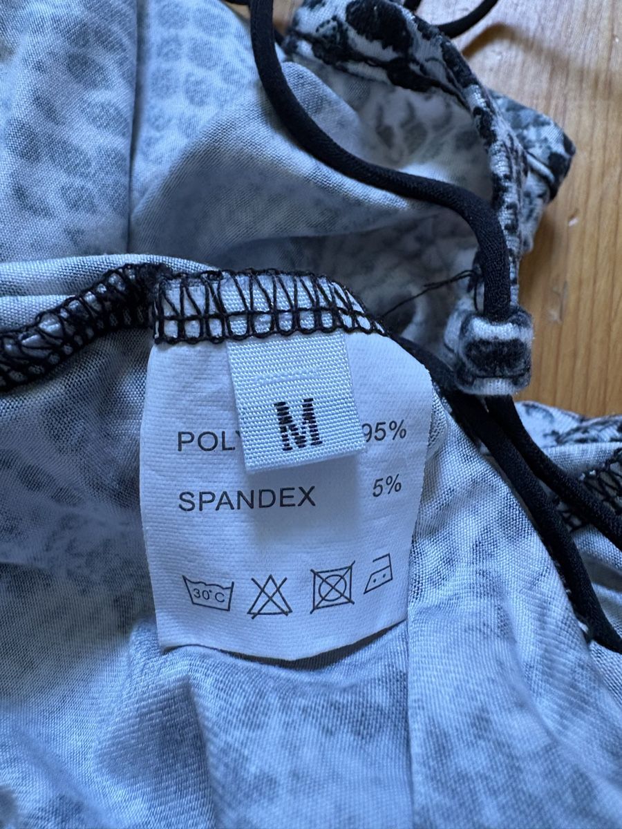 Vestiti: Robe python – Usato da Sion venduto da edelweissse 2