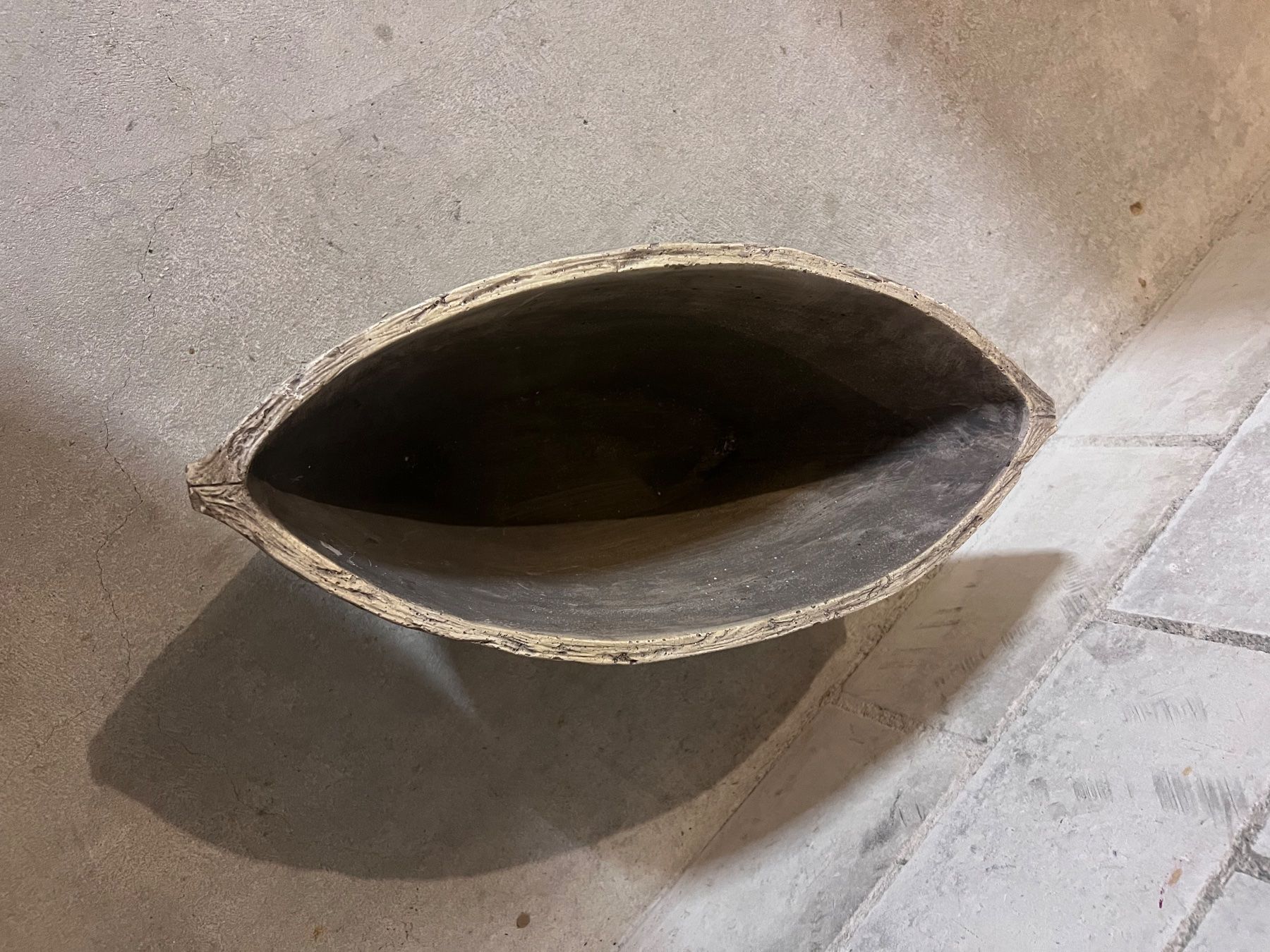 Pentole: Blumenschale Linse/oval mit Steinoptik, beige – Usato da Dübendorf venduto da Charlie03 1