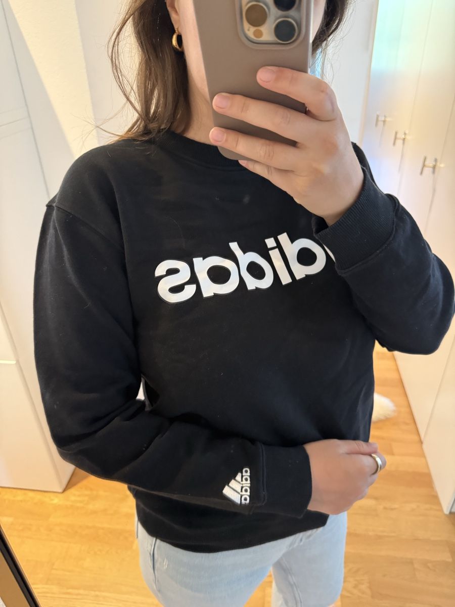 Adidas Maglioni & Felpe: Adidas Pullover schwarz Grösse S guter Zustand – Usato da Uster venduto da CharlotteVN 1