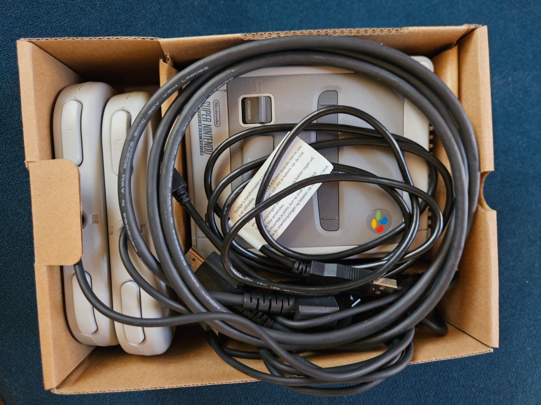 Nintendo Konsolen: Super Nintendo Classic Mini – Neu (gemäss Beschreibung) aus Rupperswil von Goofy1.2 3