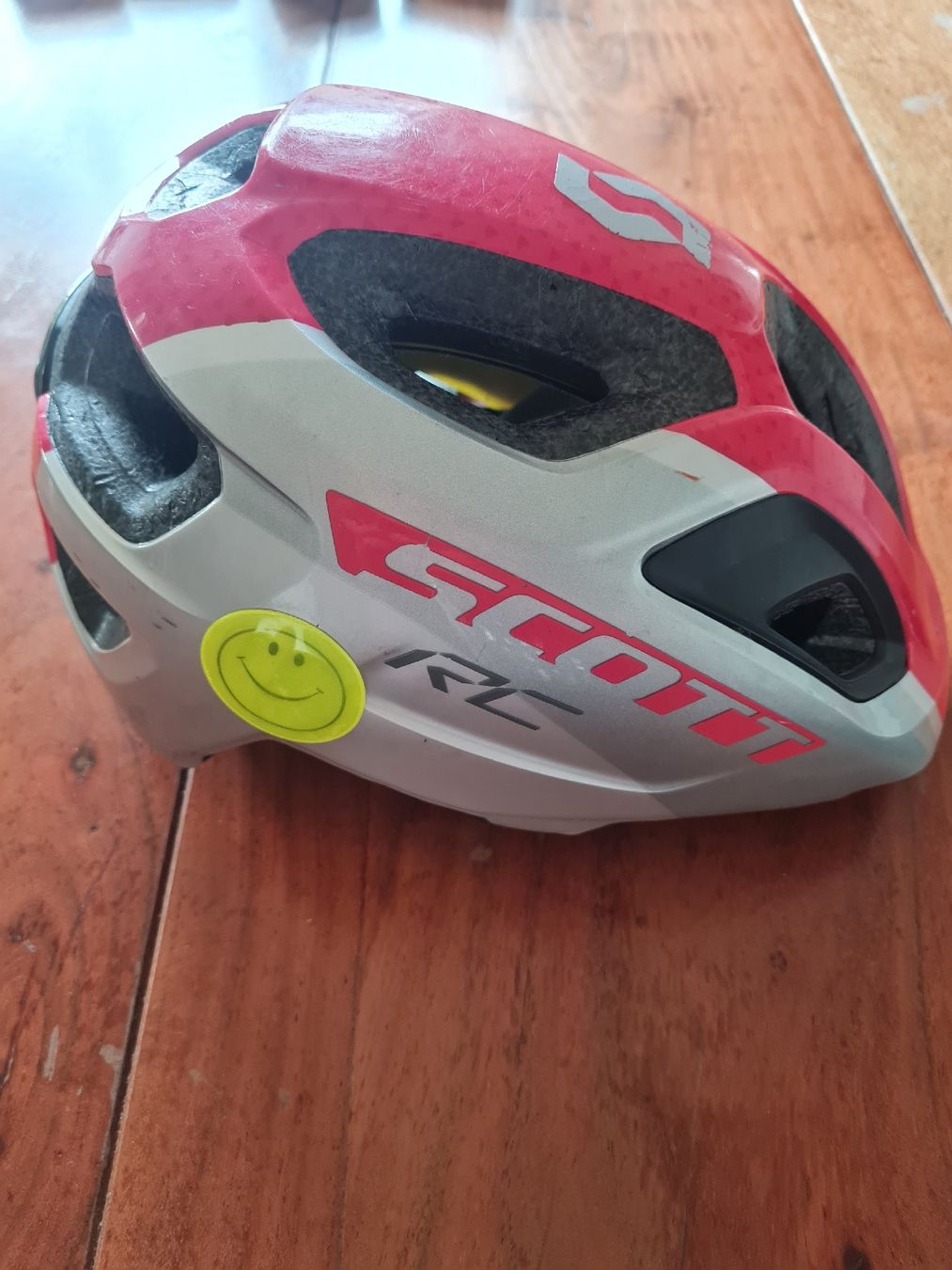 Scott Caschi: Scott Spunto JR Plus MIPS 50-56cm – Usato da Otelfingen venduto da Amors