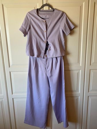 Jäckchen und Hose flieder, Grösse S