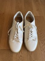 White Tommy Hilfiger Sneakers size 42 very good condition