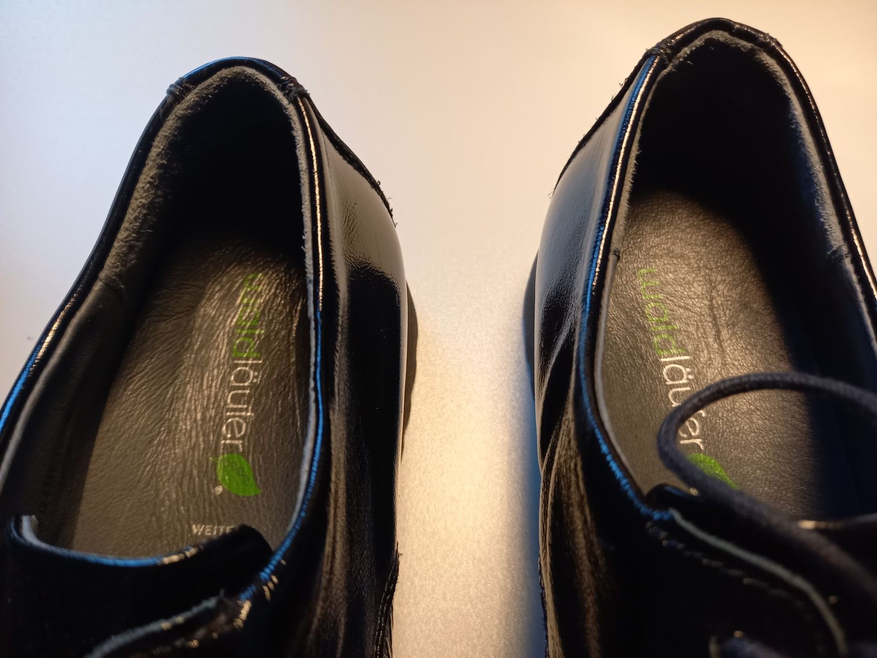 Scarpe da donna: Halbschuhe Lackleder – Nuovo (secondo la descrizione) da Sissach venduto da DenJoe 3