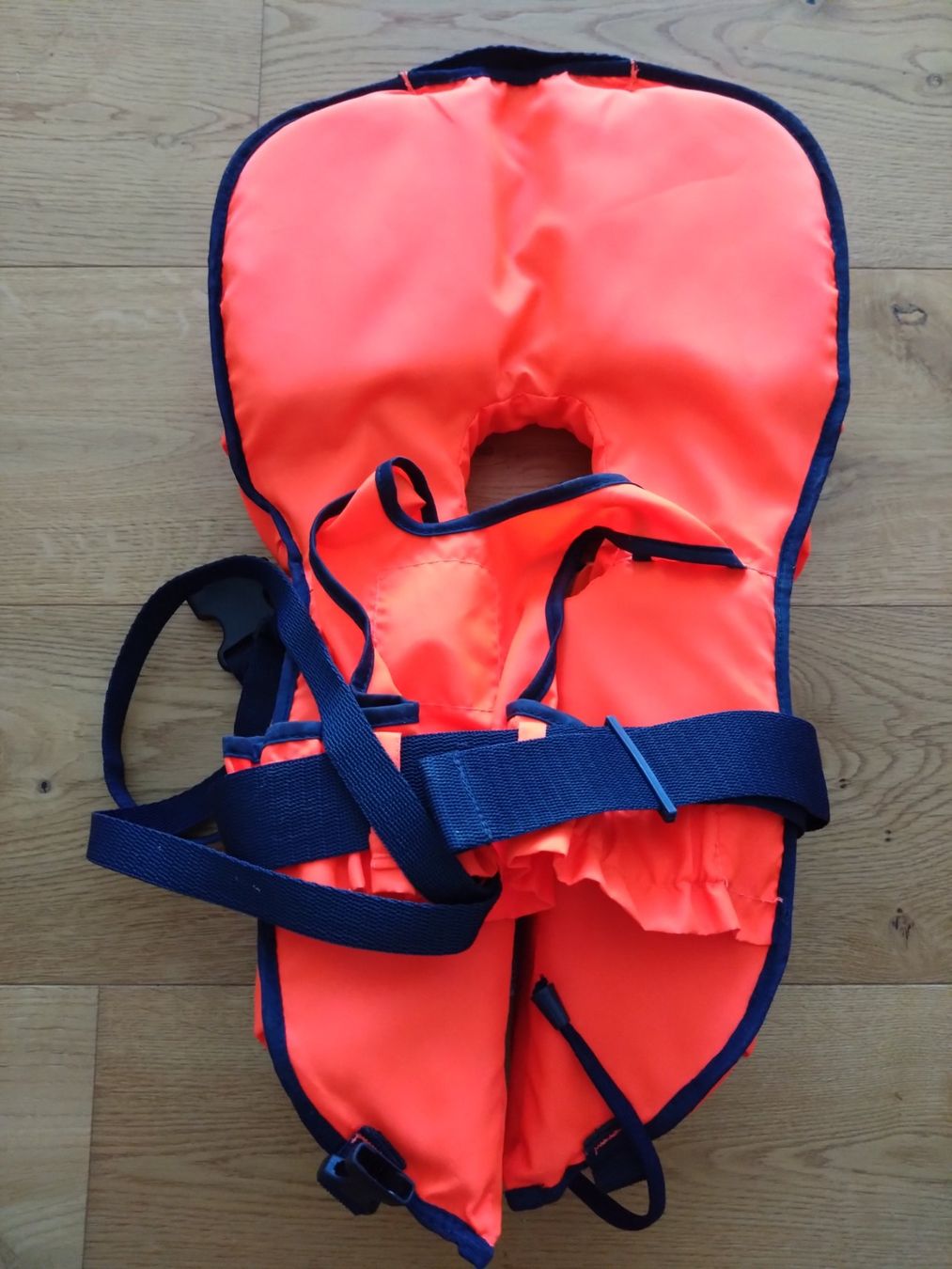 Helly Hansen Giubbotti di salvataggio: Schwimmweste Helly Hansen 10-25 kg #2 – Usato da Schenkon venduto da kkm2 1