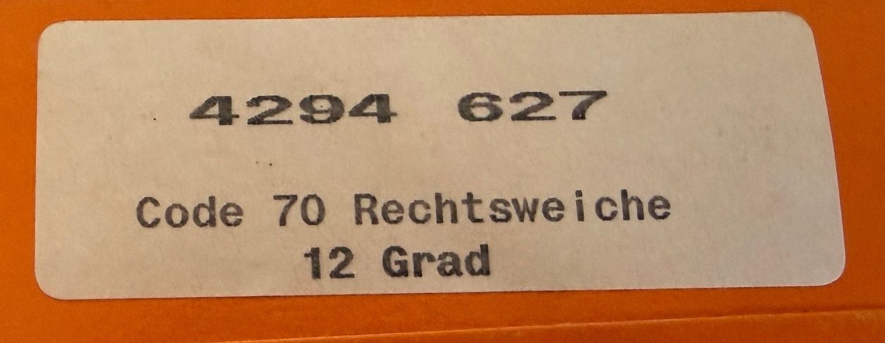 Bemo Modellini di ferrovie: Bemo Weiche rechts 12° Art. 4294 627 – Nuovo e nell'imballaggio originale da Samedan venduto da Gischpel25 2