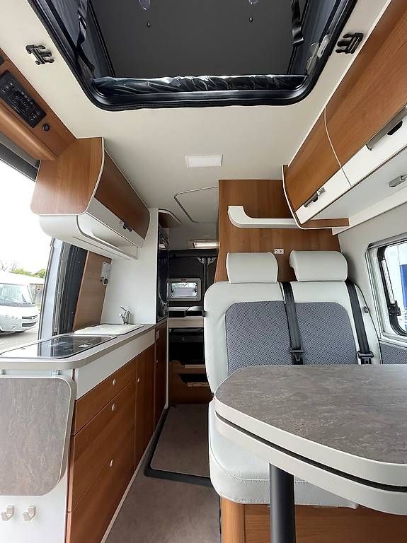 Veicoli da campeggio: VanTourer 600D Peugeot Sondermodel – Usato da Langenthal venduto da Reisemobil01 4