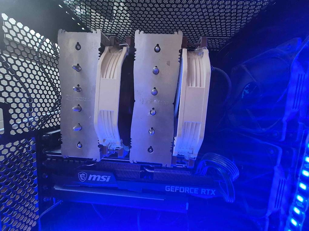 Nvidia PC: Gaming PC, RTX 3080 + Ryzen 5 5600X – Usato da Basel venduto da peter_basel77 1