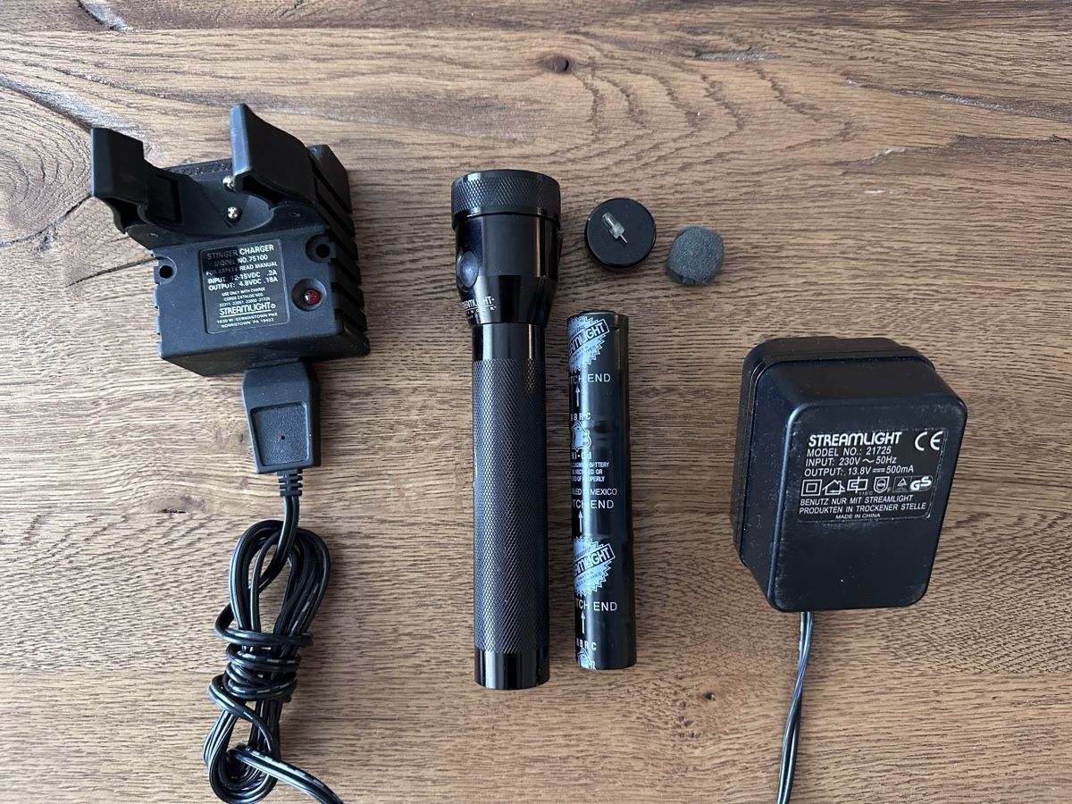 Lampade: Streamlight Taschenlampe Modell 21725 – Usato da Bassersdorf venduto da swadrone