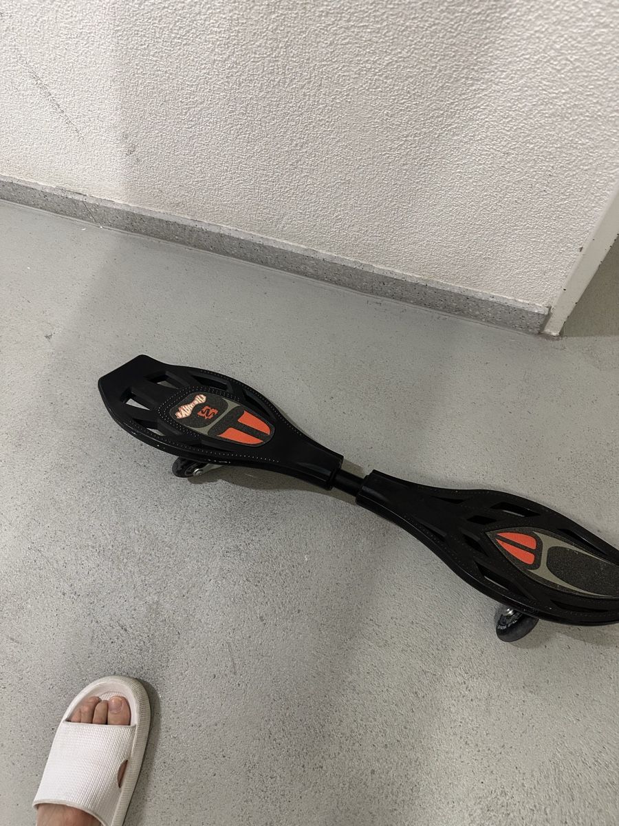 Tavole da surf e di nuoto: Waveboard schwarz gutem Zustand – Usato da Zürich venduto da Gazo_11 1
