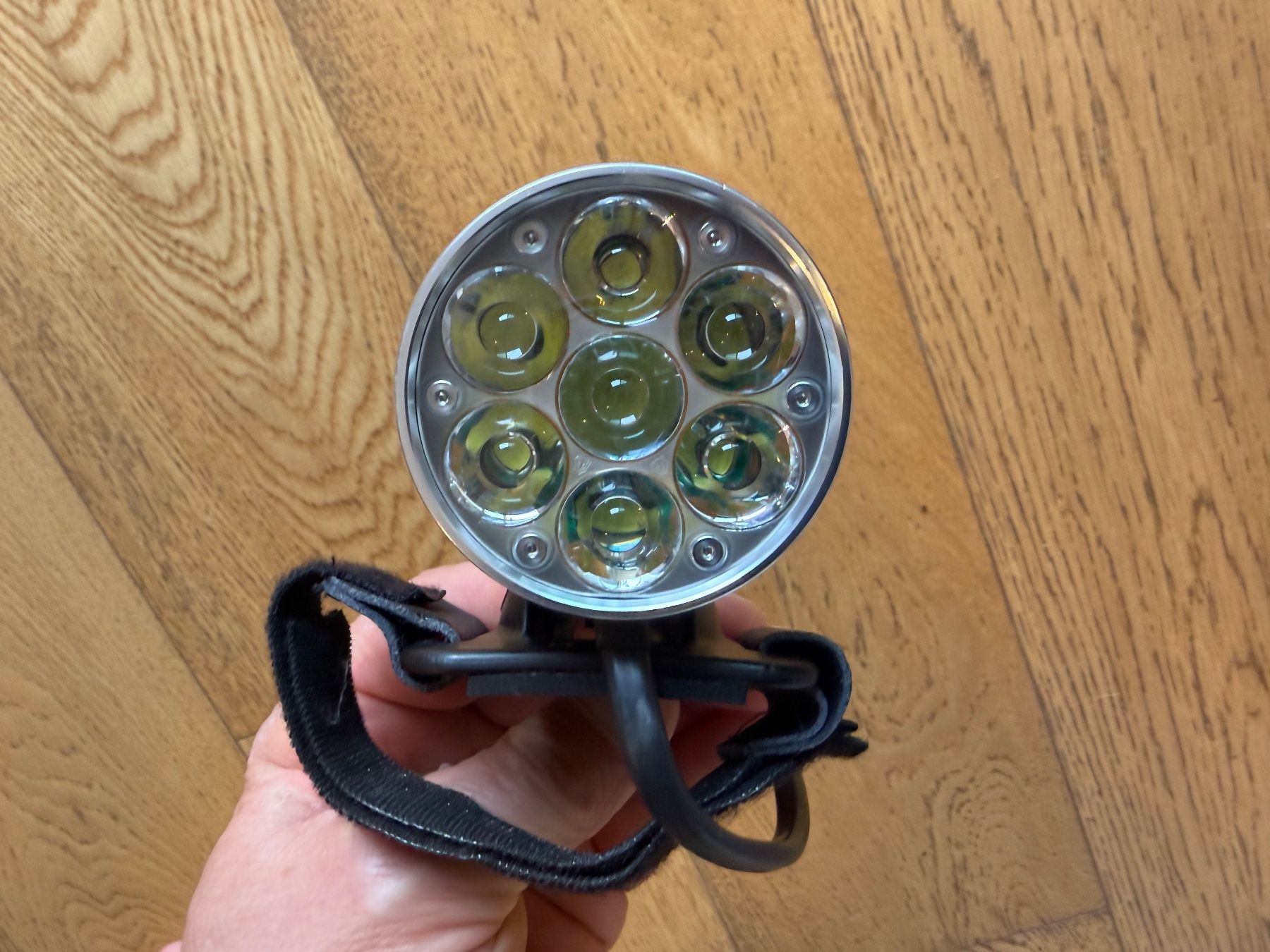 Lupine Pezzi di ricambio: Lupine Betty 7 LED Helmlampen Set – Usato da Meilen venduto da Andy2305