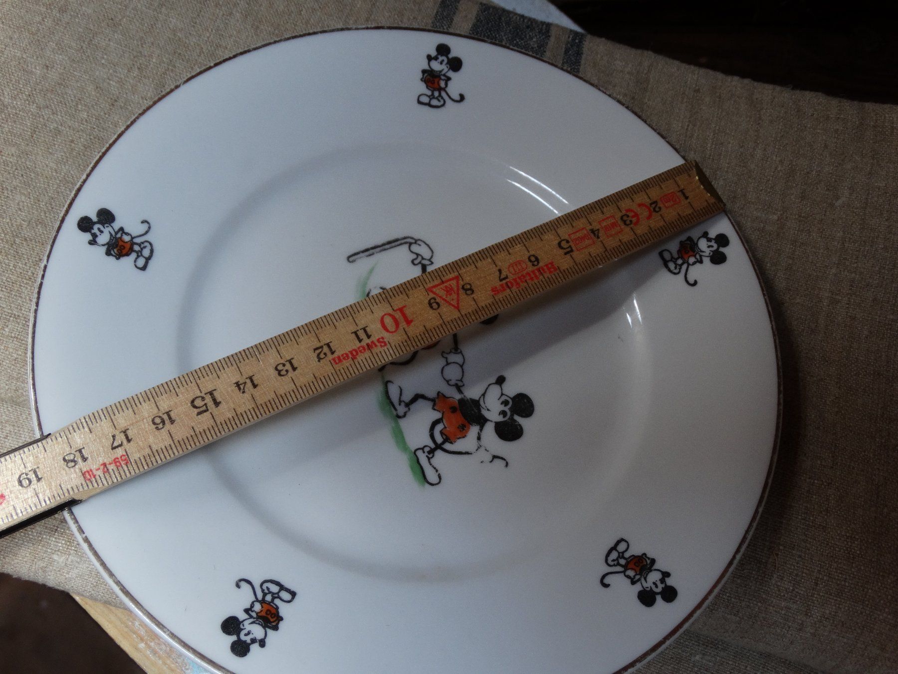 Disney Piatti: antiker Kinderteller mickey Micky Maus Mickey Mouse Disney – Usato da Grossaffoltern venduto da amo64 4