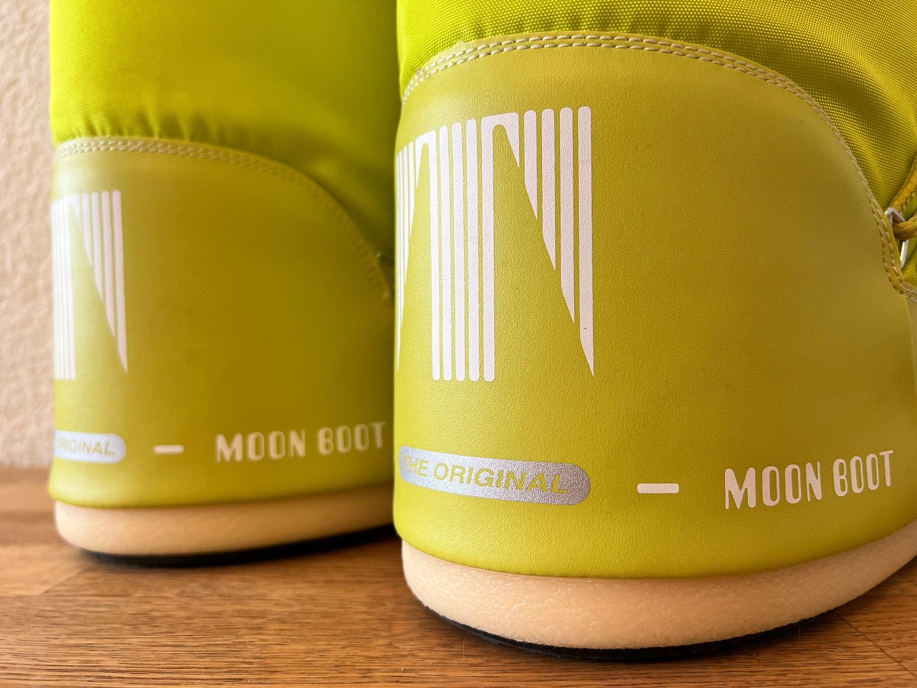 Moon Boot Herrenschuhe: Moon Boot Icon Nylon Boot Lime EU42/44 – Gebraucht aus Bremgarten b. Bern von Zwiebelbr0t 3
