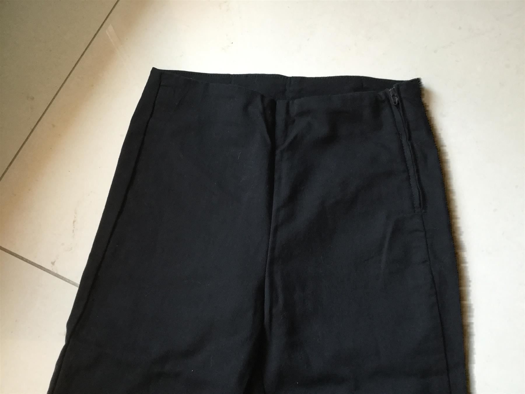 Pantaloni: Pantalon élégant / Klassisch Hose gr. 34 – Usato da Giubiasco venduto da baamboo 3