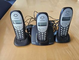 Funktelefon Gigaset A140 mit 3 Geräten