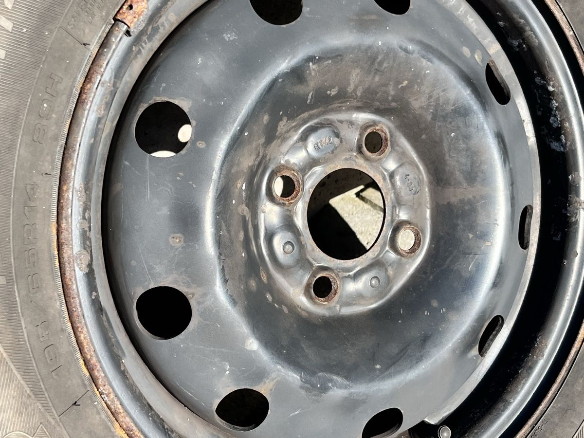 Cerchioni: 4 jantes acier montées 14" – Usato da Romainmôtier venduto da KBVM 1