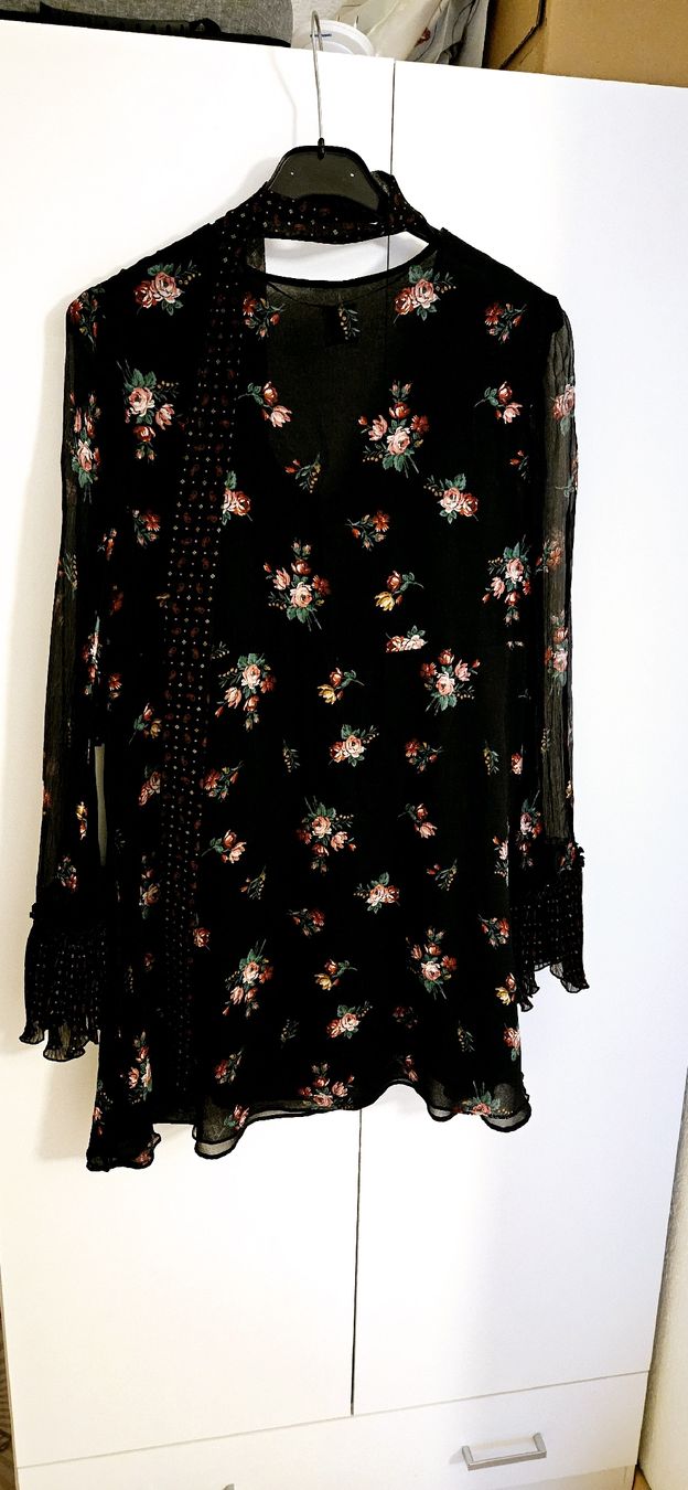 Pinko Vestiti: Pinko Kleid Blumenmuster schwarz Gr. 36 – Usato da Hellbühl venduto da Veci02 5