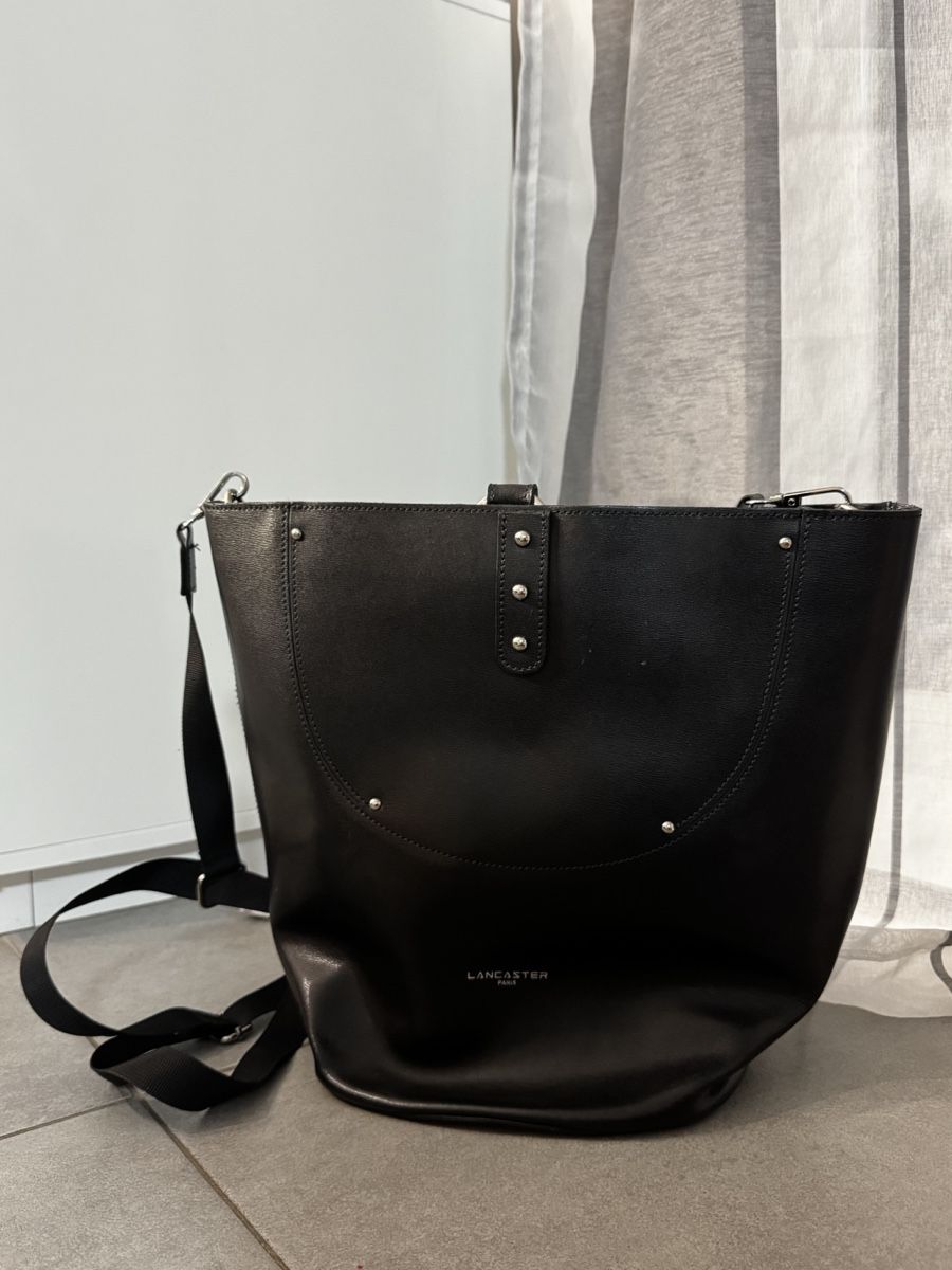 Lancaster Borse da donna: Sac Lancaster en cuir noir – Nuovo (secondo la descrizione) da Rue venduto da dia_p7xh