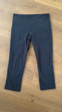 Under Armour Damen Leggings in Schwarz (Caprilänge) Gr. S
