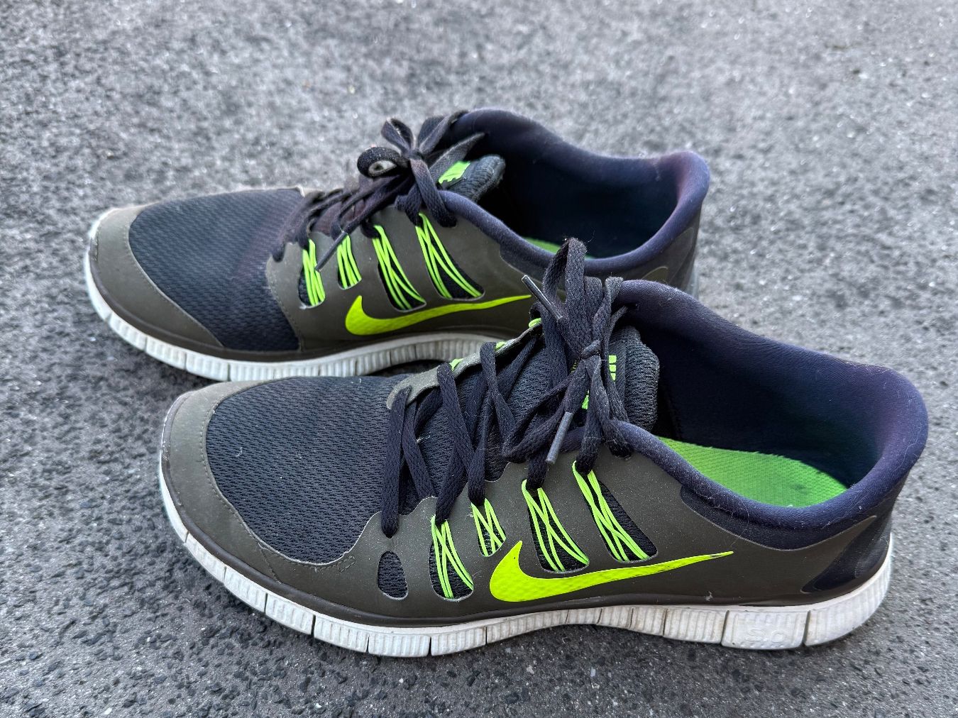 Nike Chaussures hommes: Nike Free  Gr. 46 – D'occasion à Uettligen par Leoniexx