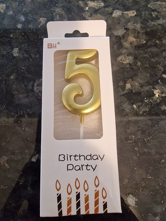 Geburtstagskerzen In Kronenform – 5 Goldene Wunderkerzen Für Kuchen, 11,5 Cm Hoch, Metallisch