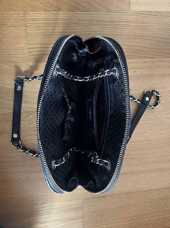 Borse da donna: Tasche von DKNY – Usato da Schaffhausen venduto da ric_b8nv 1