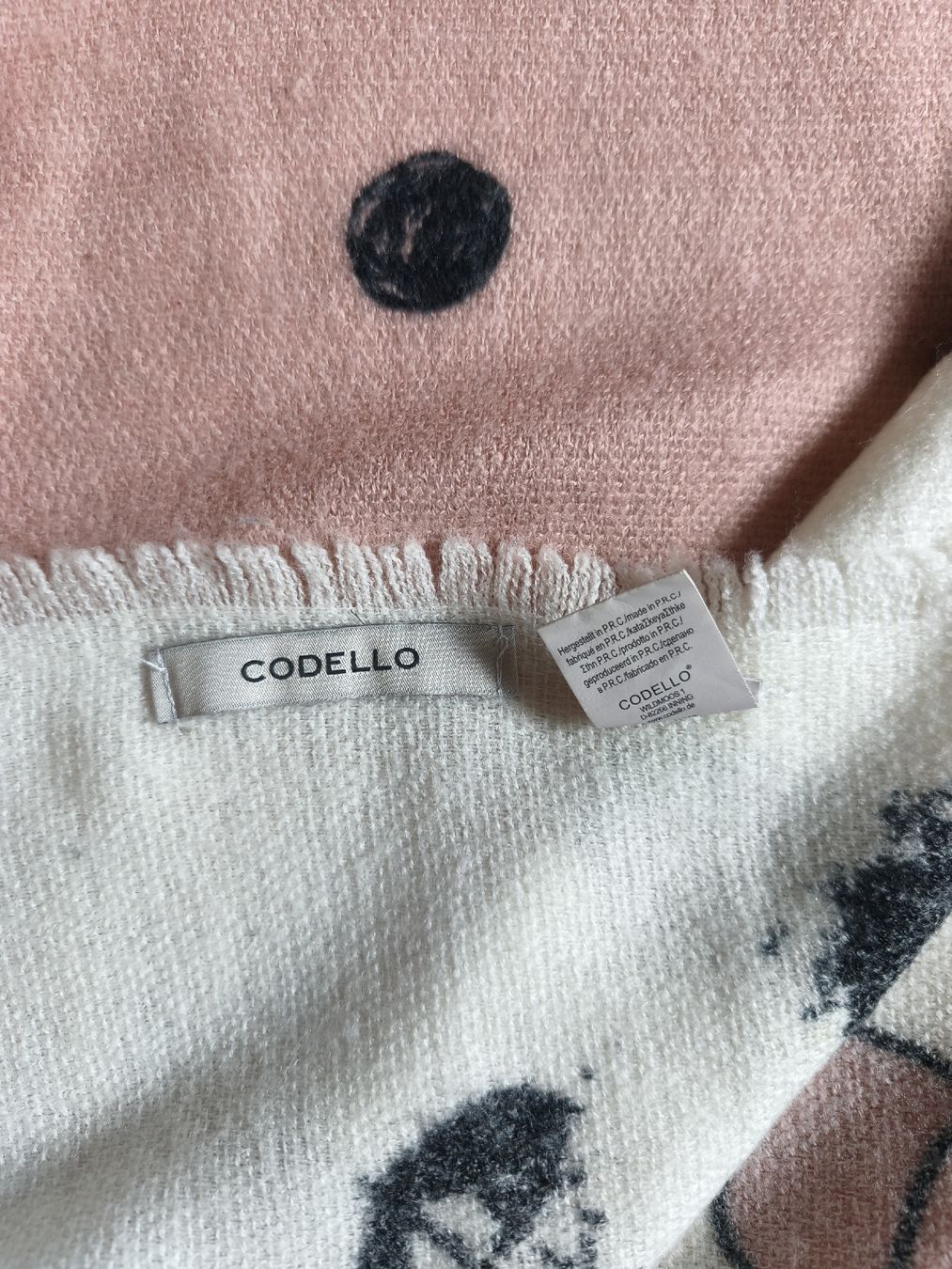 Codello Foulard & Sciarpe: Schal "Normal is boring" Codello wie neu – Nuovo (secondo la descrizione) da Zürich venduto da ant_5rjb 2