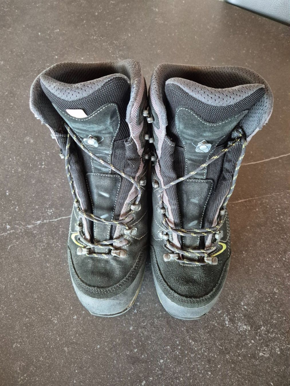 Lowa Scarpe da uomo: Wanderschuhe LOWA – Usato da Zunzgen venduto da Flipflap02 1