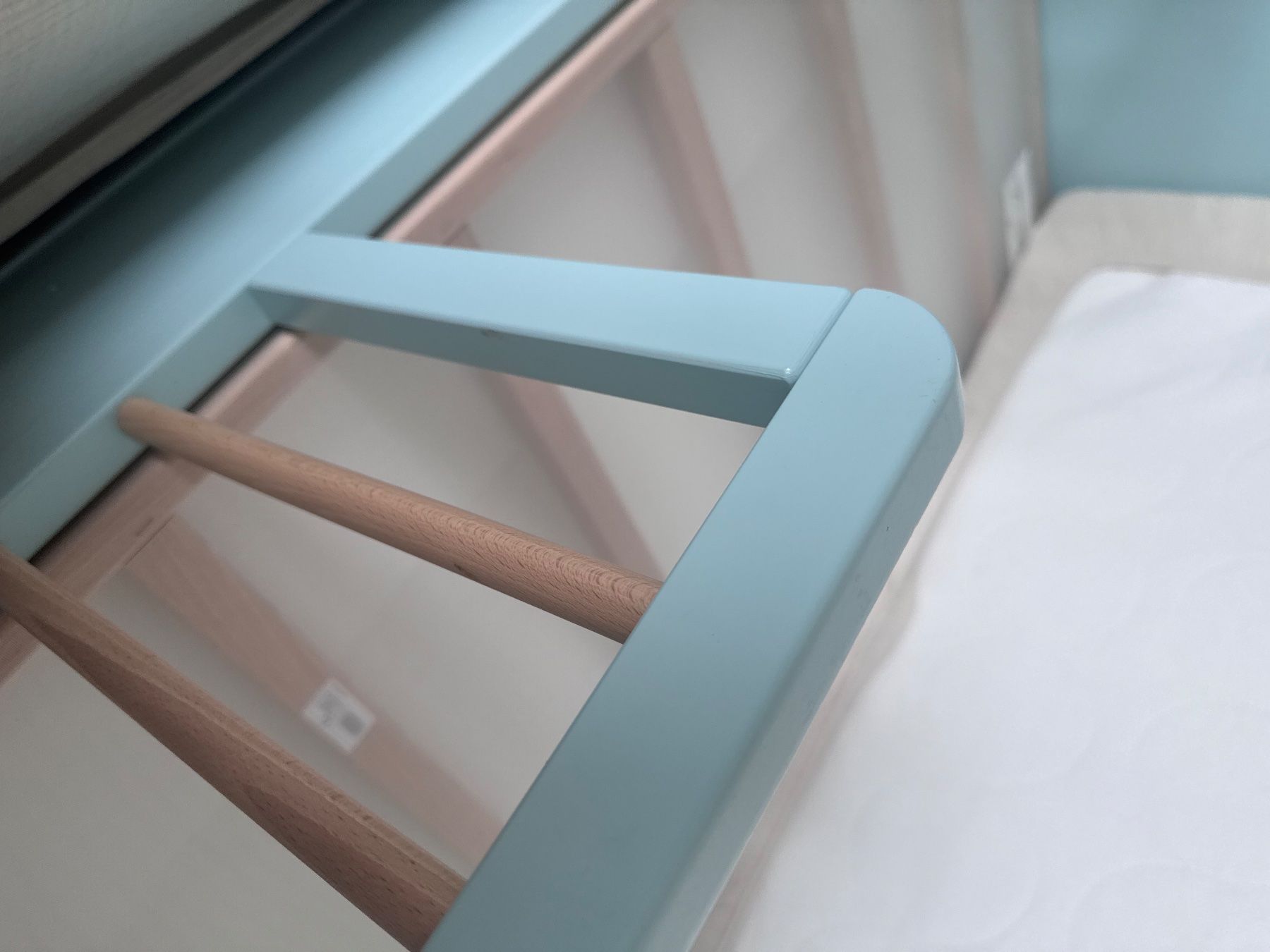 Ikea Letti: IKEA MYLLRA Babybett Blau – Usato da Zürich venduto da ivn_pr75 2